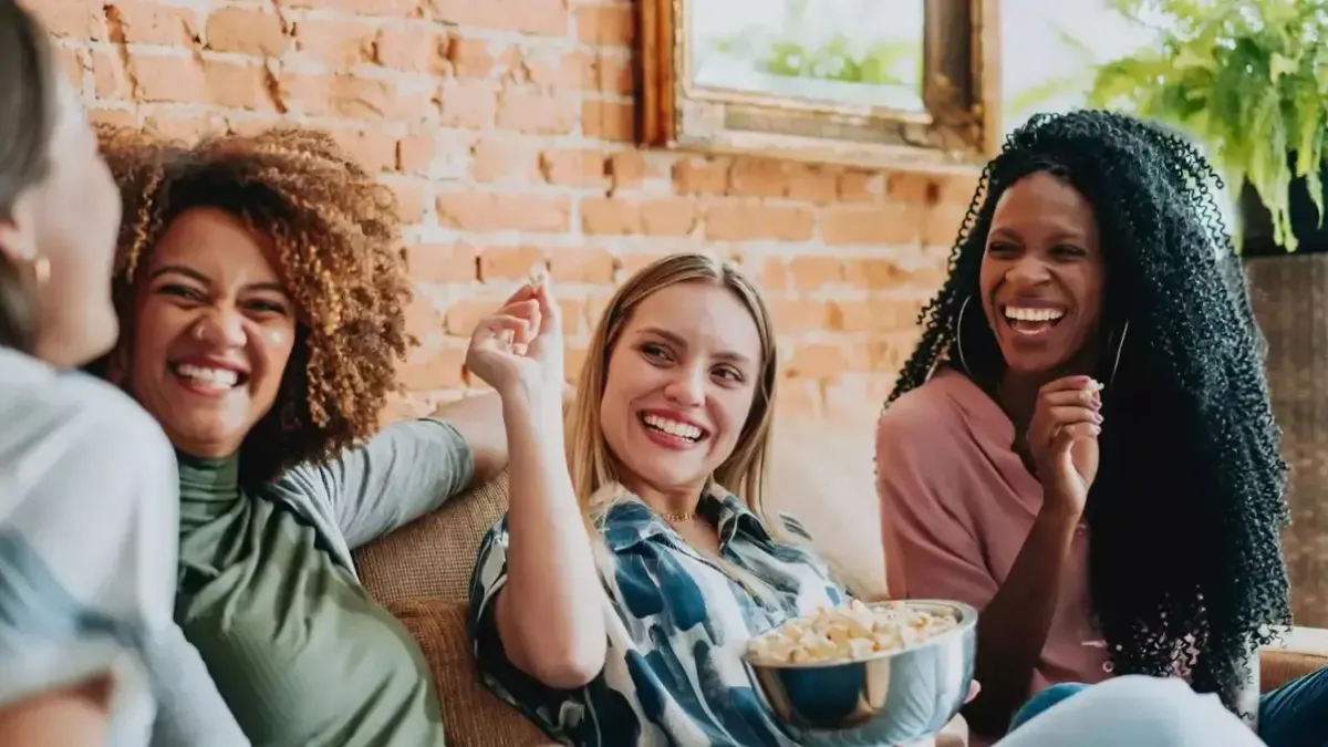 4 Zodiac Signs Who Treasure Close Personal Friendships Over Social Status